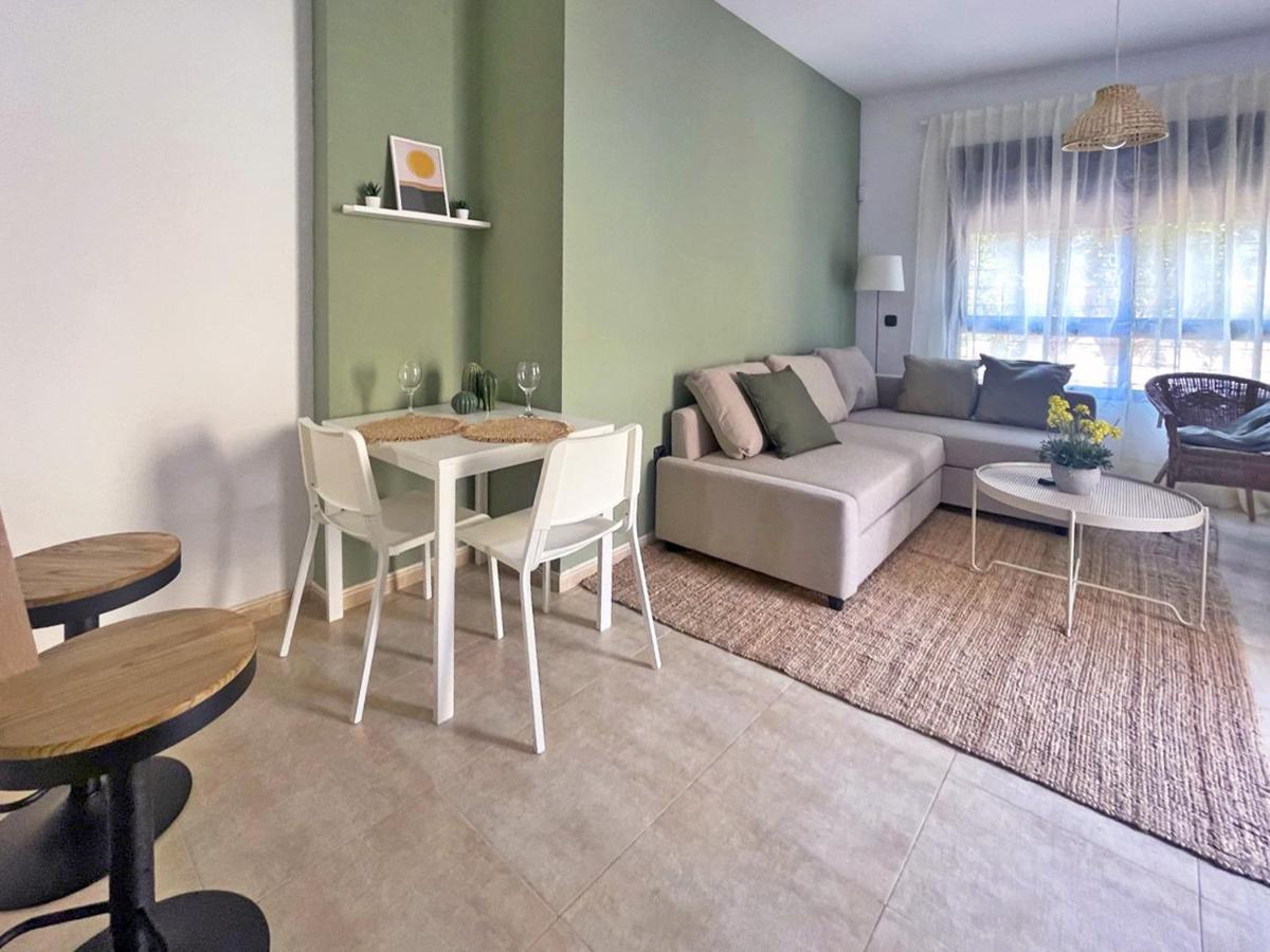 Apartamentos Brisas Del Puerto De Aguadulce 阿瓜杜尔塞 外观 照片