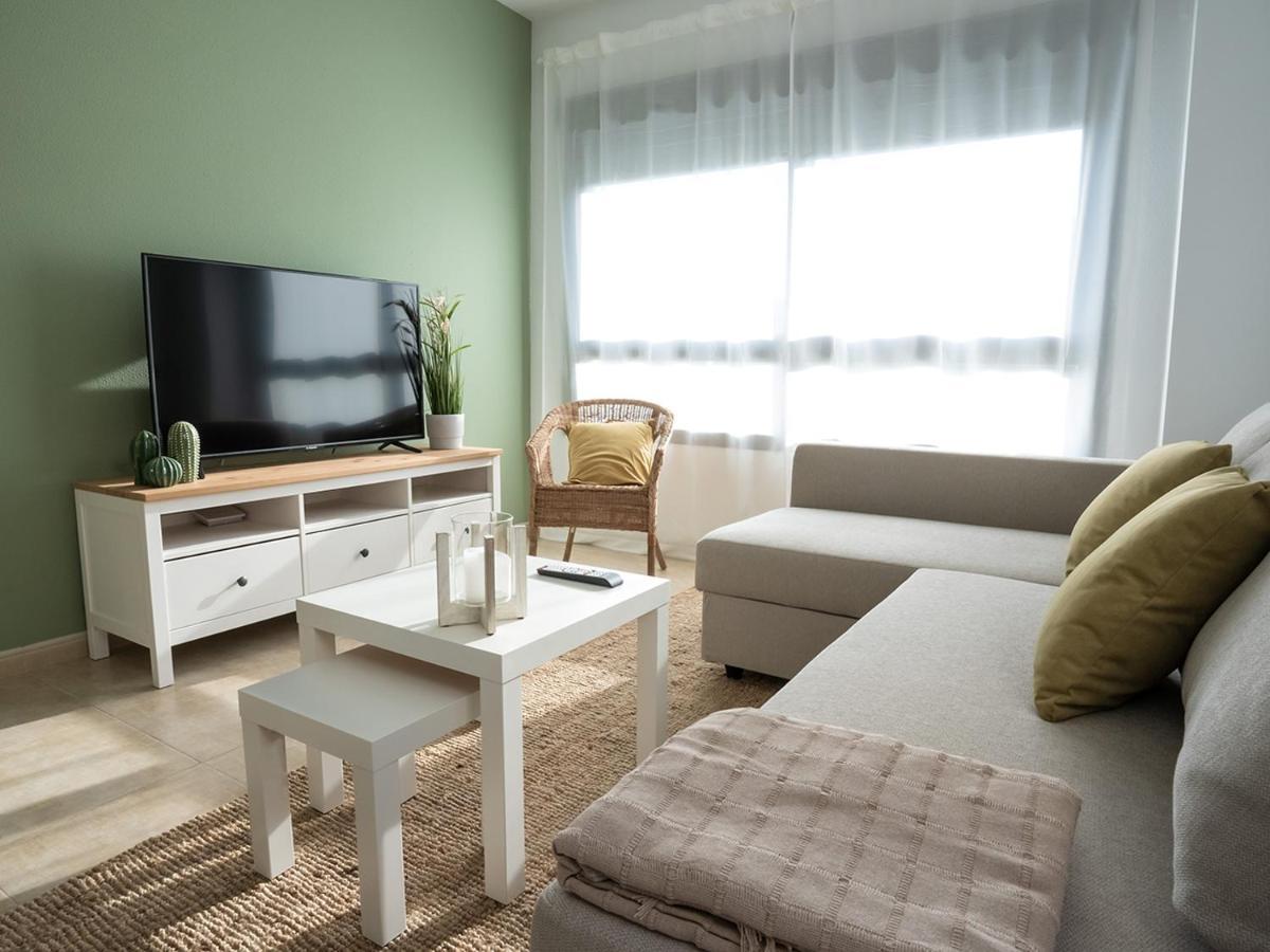 Apartamentos Brisas Del Puerto De Aguadulce 阿瓜杜尔塞 外观 照片